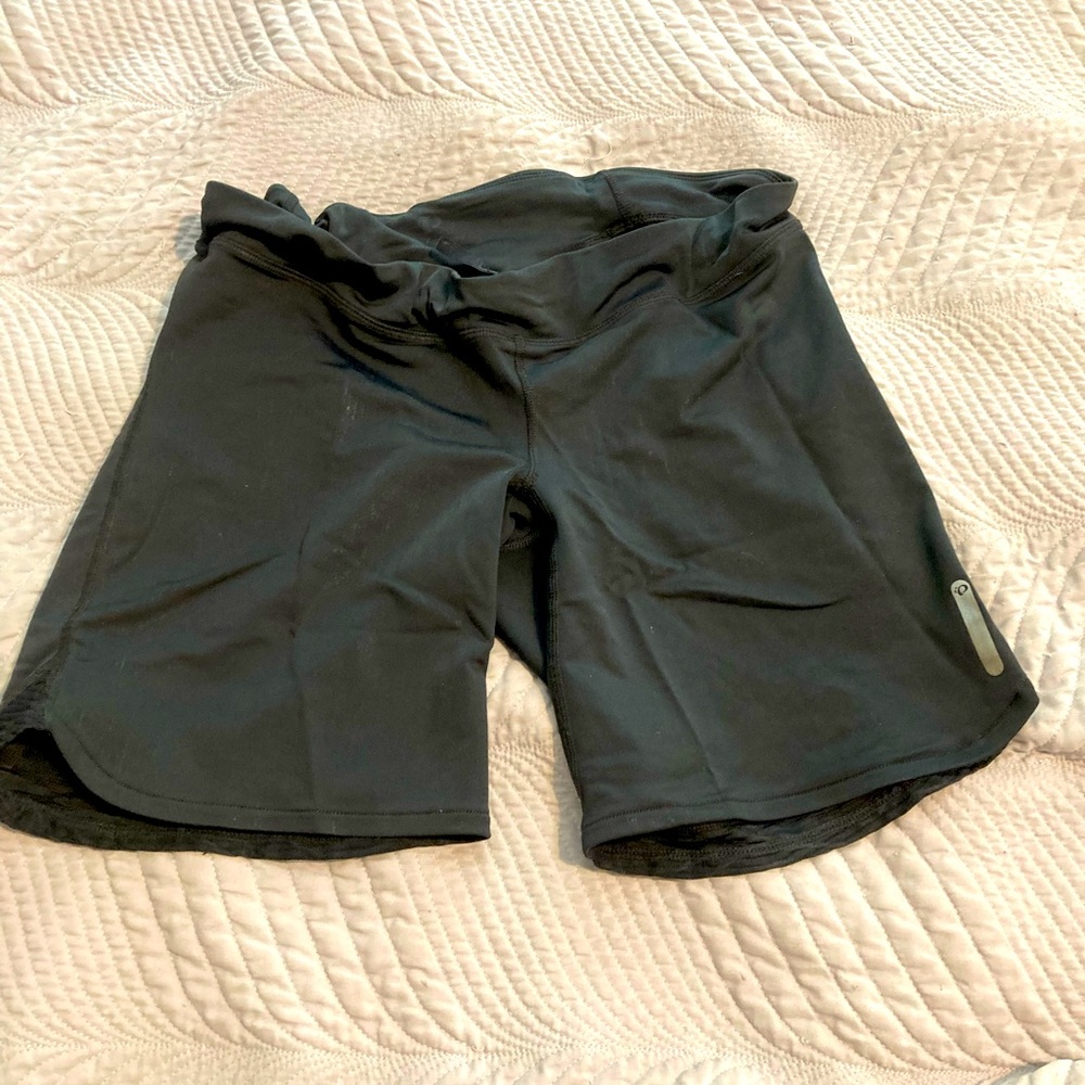 Pearl Izumi athletic shorts